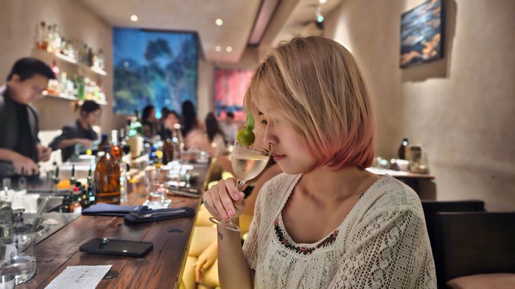 Những giọt sake và câu chuyện của nữ sommelier người Việt 