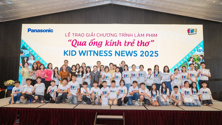 16 bộ phim xuất sắc của các “nhà làm phim nhí” đã được Panasonic vinh danh trong Buổi lễ trao giải chương trình làm phim Qua ống kính trẻ thơ – Kids Witness News 2025