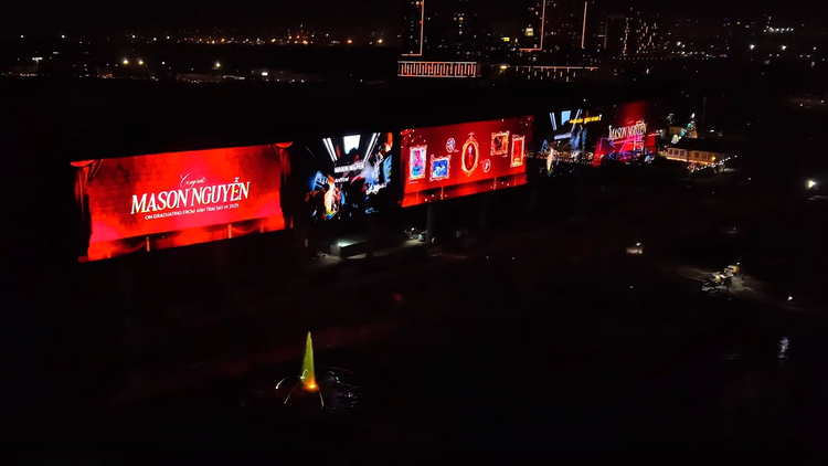 Skyled Sài Gòn rực sáng gọi tên Mason Nguyễn: món quà quy mô bậc nhất từ người hâm mộ sau chung kết Anh Trai Say Hi 2025