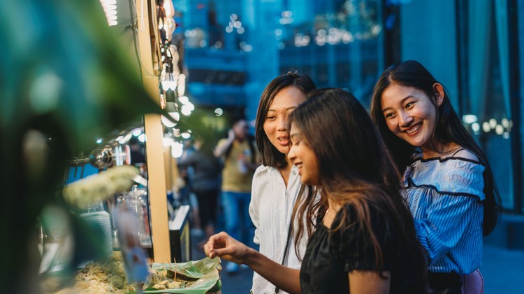 Du khách Việt làm chủ công nghệ AI mà vẫn giữ được “gu” khi đi du lịch như thế nào?