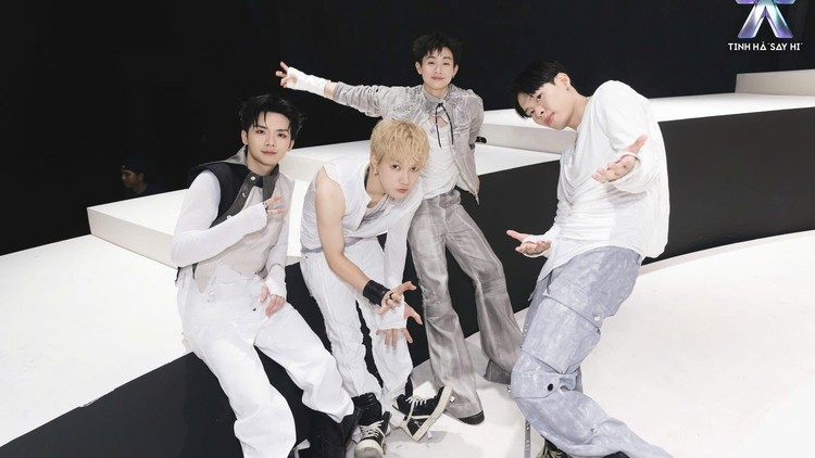 Team HURRYKNG, JSOL, Vương Bình và CONGB