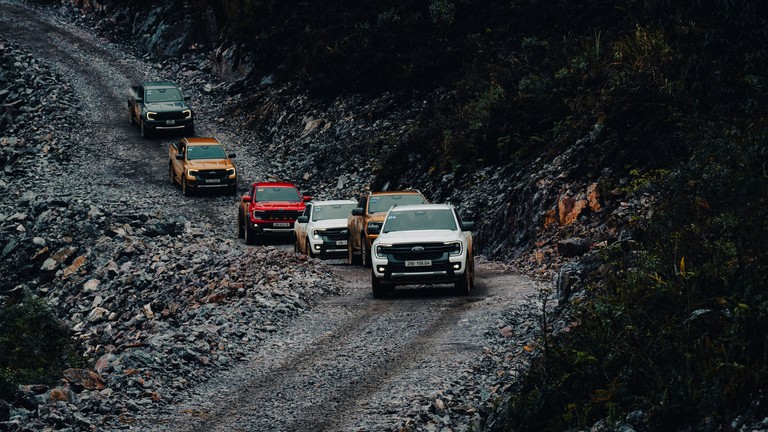 Ford Việt Nam đạt kỷ lục bán hàng 2025, vinh dự nhận Bằng khen của Thủ tướng