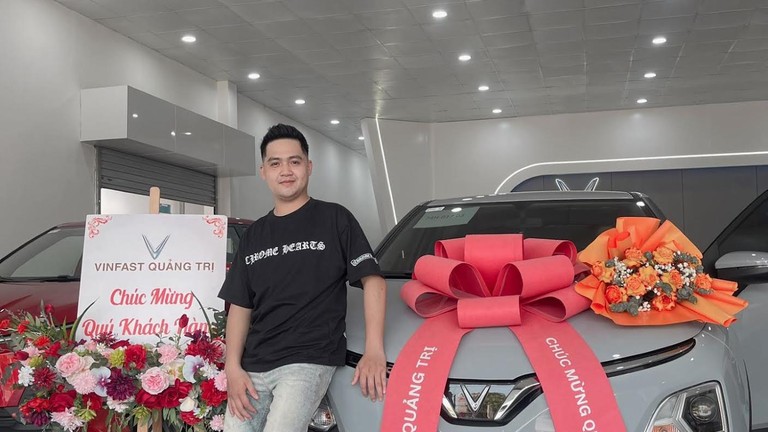 Anh Hải chọn mua xe VF 5 cho công việc chạy xe dịch vụ trên Xanh SM Platform.