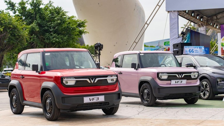 VinFast VF 3 vào vai “xe du xuân quốc dân” của người trẻ 