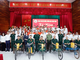Tổng Bí thư, Chủ tịch nước Tô Lâm và đại biểu với các cán bộ và thương binh, bệnh binh tại Trung tâm Điều dưỡng thương binh Thuận Thành. (Ảnh: Thống Nhất/TTXVN)