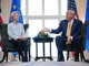 Bà Ursula von der Leyen, Chủ tịch Ủy ban châu Âu, cùng Tổng thống Donald Trump sau khi hai bên đạt được thỏa thuận thương mại vào mùa hè năm ngoái. Ảnh: POLTICO.