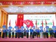 Đại diện Đoàn Thanh niên các đơn vị tham gia sự kiện ra quân Chiến dịch Mùa hè Xanh 2026 cùng sự đồng hành của Quỹ Vì tương lai xanh. Ảnh: QVTLX.