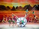 Các nghệ sĩ trình diễn kỹ thuật trên không kết hợp ngôn ngữ múa, xiếc và hiệu ứng sân khấu trong chương Hùng Vương dựng nước. Ảnh: BTC