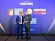 Ông Đàm Thế Thái - Phó Tổng Giám đốc HDBank - đại diện HDBank nhận giải “Ngân hàng Bán lẻ của năm” và giải “Ngân hàng SME của năm” vào ngày 02/07/2026, tại Singapore