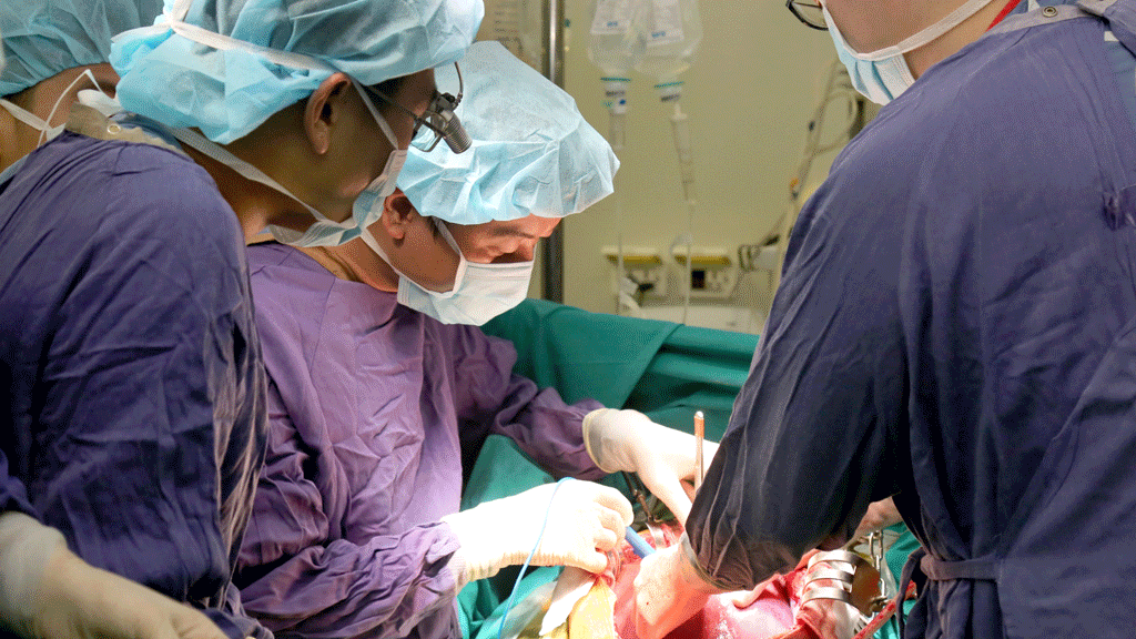 15 bệnh nhân được cứu sống trong 6 ngày nhờ ghép tạng ảnh 1