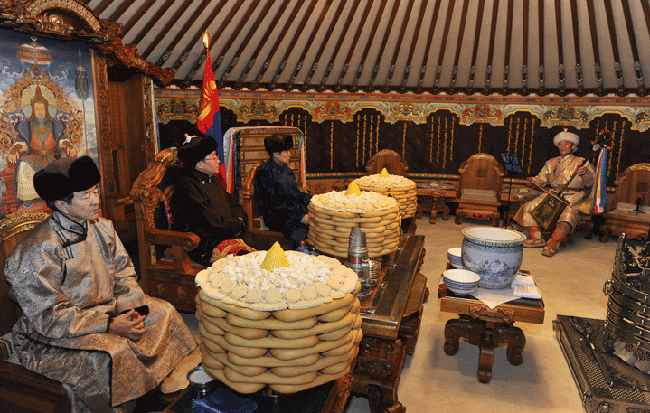 Lễ đón năm mới của người châu Á ảnh 3