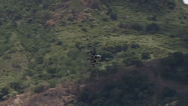 Màn phô diễn khí tài của Mỹ - Philippines trong tập trận chung lớn nhất năm