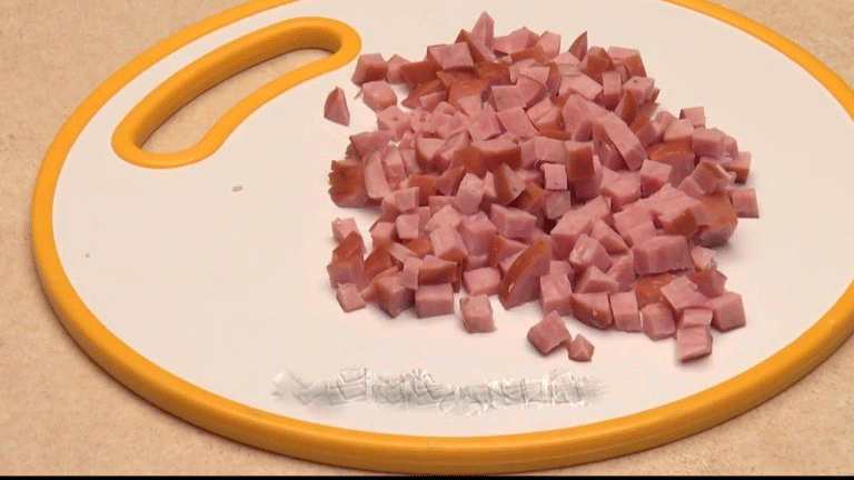 Cách làm món thịt đông trong vỏ trứng gà cực bắt mắt đón tết ảnh 5