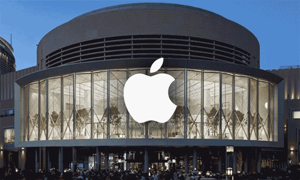 Apple có thể cán mốc giá trị 2.000 tỉ USD trong 4 năm tới?. Ảnh: CNBC