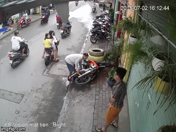 Chị đồng nát 'xoay người', nam thanh niên 'ôm trọn' hậu quả ảnh 4