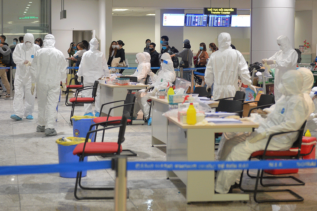 Hà Nội khuyến cáo người dân nên hạn chế ra đường