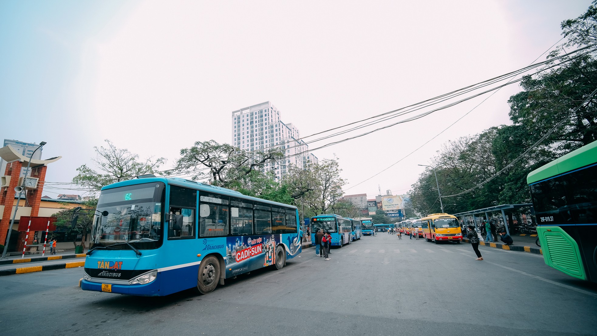 Bước chuyển mình của giao thông công cộng Hà Nội - Bài 2: Yêu Hà Nội từ những chuyến "phượt buýt" ảnh 2