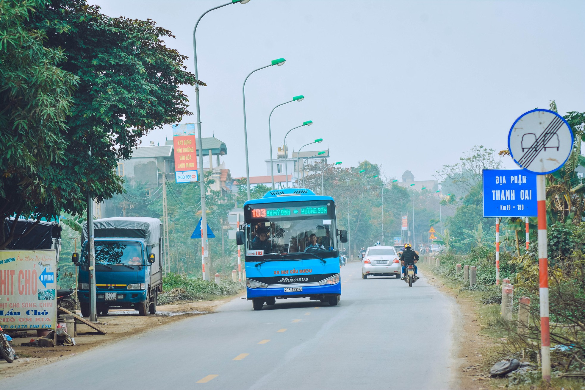 Bước chuyển mình của giao thông công cộng Hà Nội - Bài 2: Yêu Hà Nội từ những chuyến "phượt buýt" ảnh 8