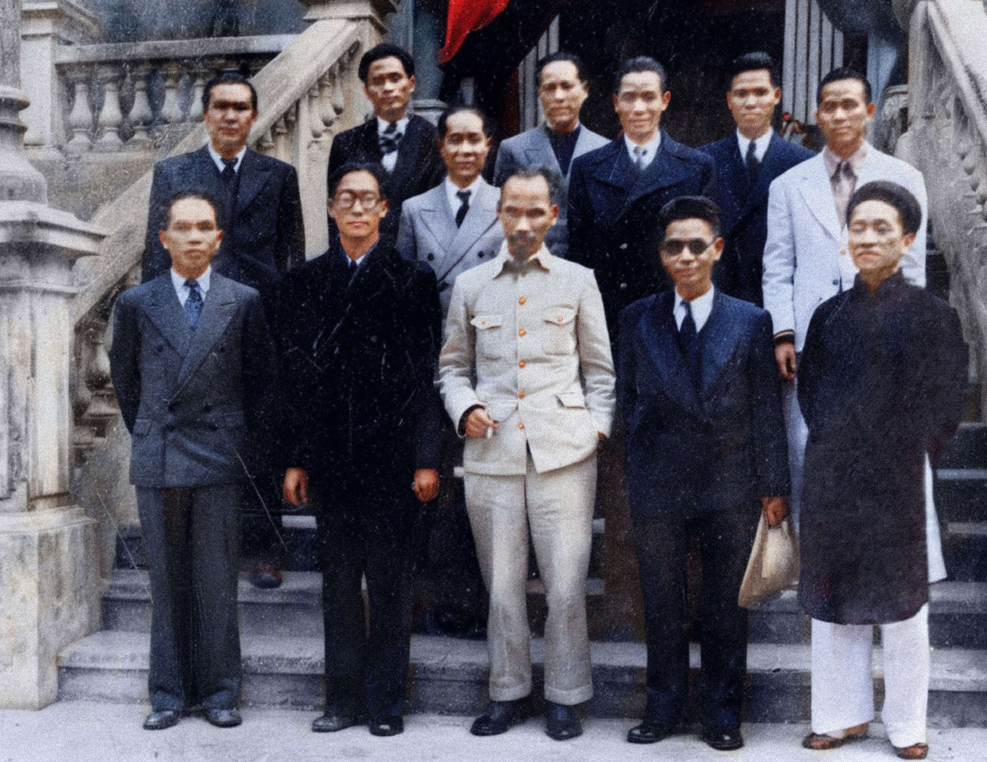 Lịch sử vẫn còn đây, trong những bức ảnh… ảnh 12