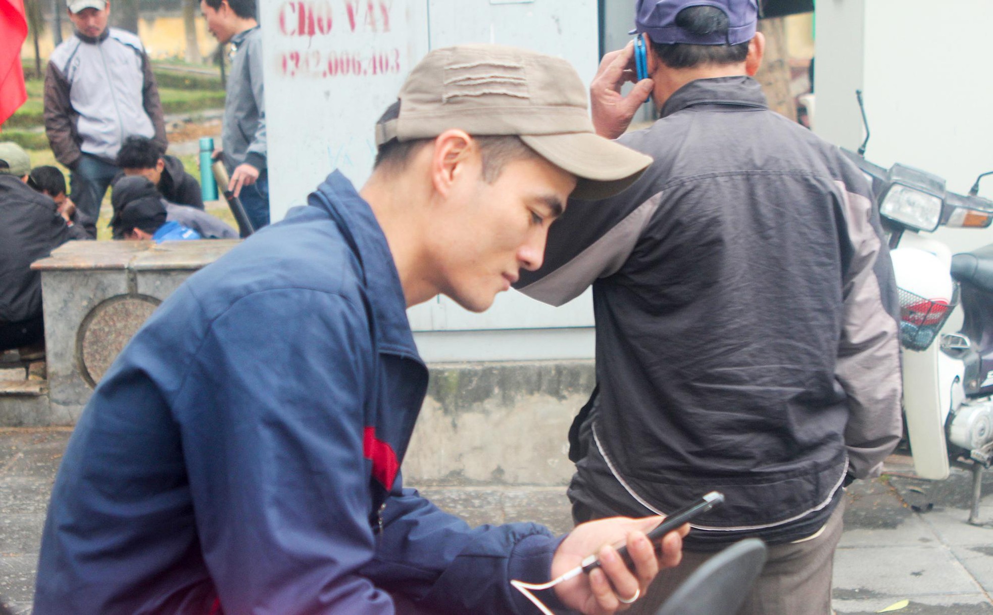 Đìu hiu những mảnh chợ người cuối năm ảnh 5