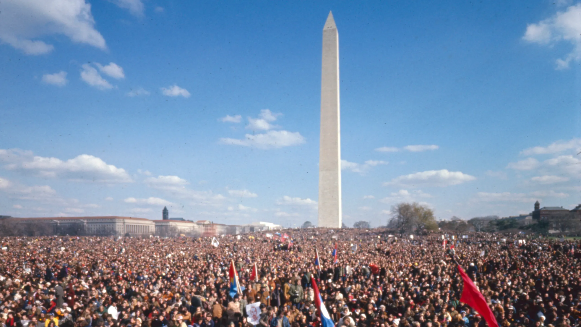 Làn sóng biểu tình quốc tế: Động lực thúc đẩy Hiệp định Paris về Việt Nam ảnh 2