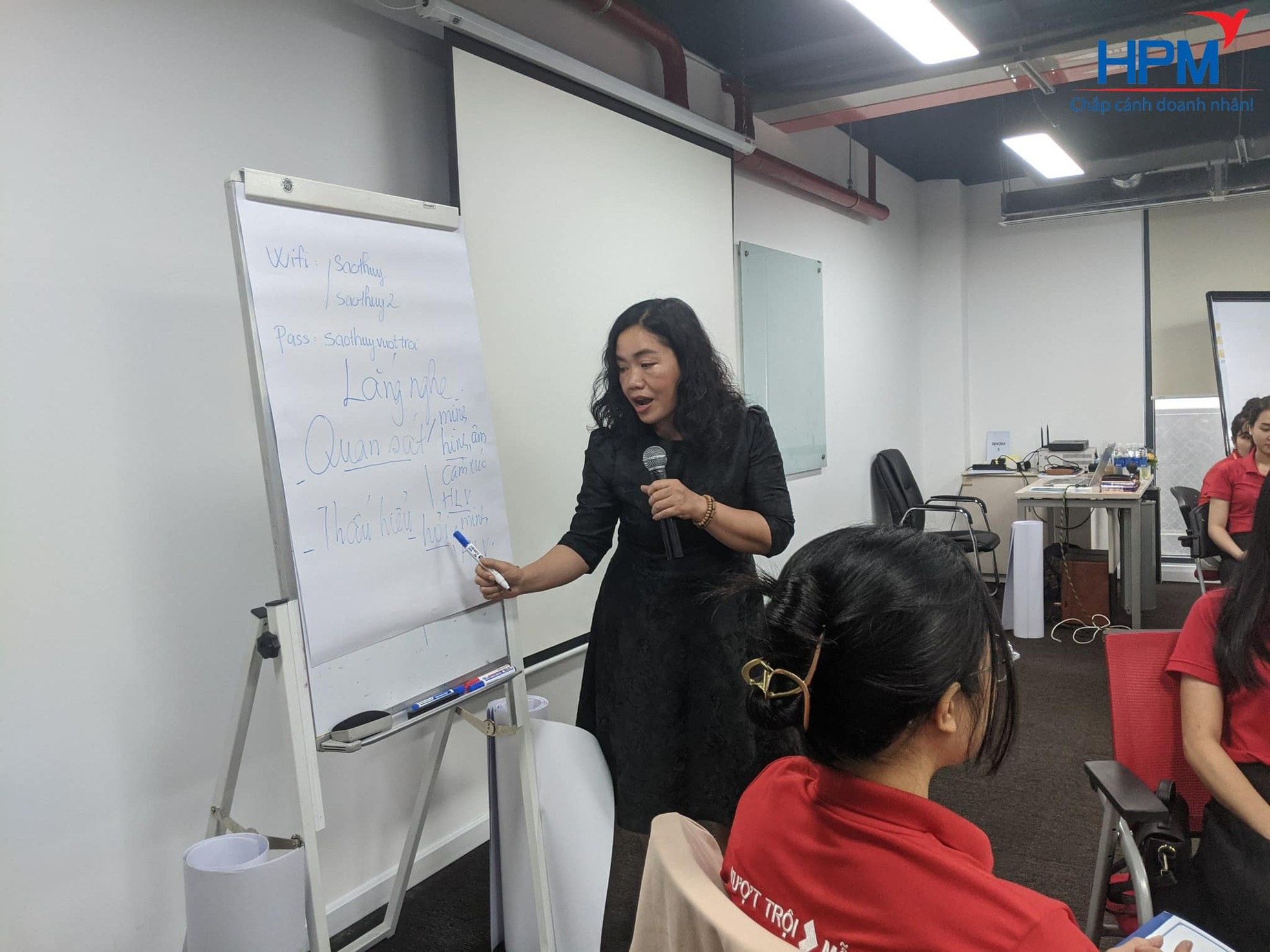 Giao tiếp với người khuyết tật bằng trái tim ảnh 6