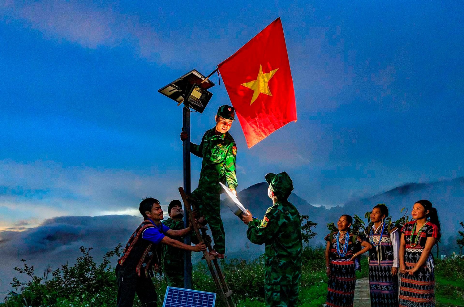 Sức mạnh của đoàn kết ảnh 2