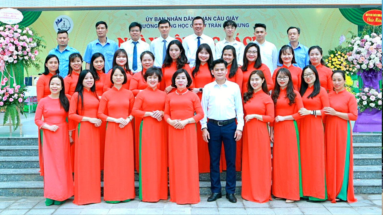 Chuyện về một ngôi trường sinh ra trong mùa dịch mà đẹp đến lạ thường! ảnh 3