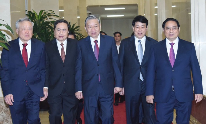 Phát biểu của Tổng Bí thư Tô Lâm tại Hội nghị tổng kết công tác năm 2024, triển khai nhiệm vụ năm 2025 ảnh 1