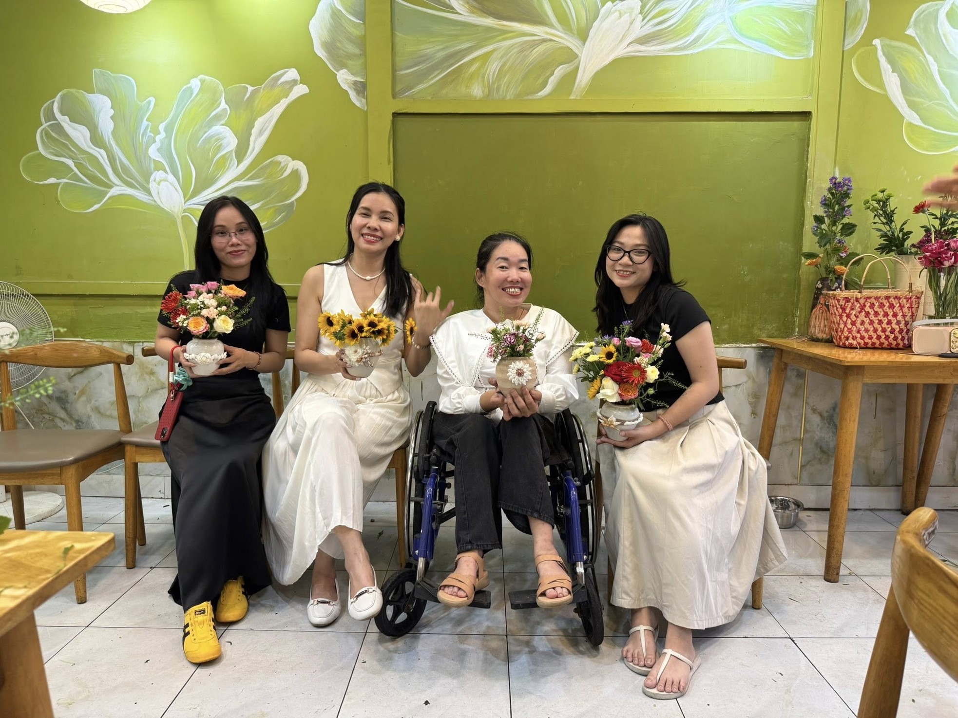 Hoa nở từ khiếm khuyết ảnh 5