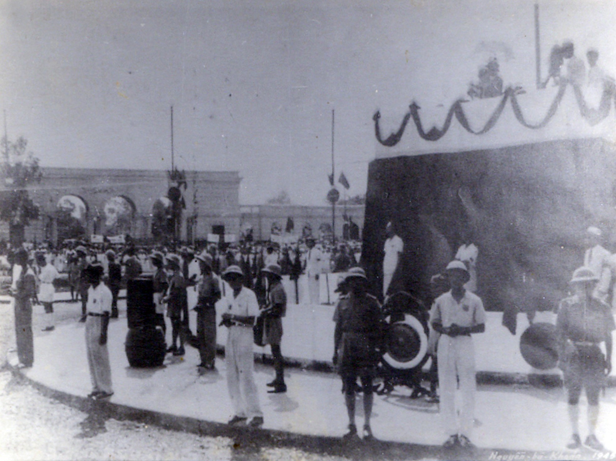 Lịch sử vẫn còn đây, trong những bức ảnh… ảnh 13