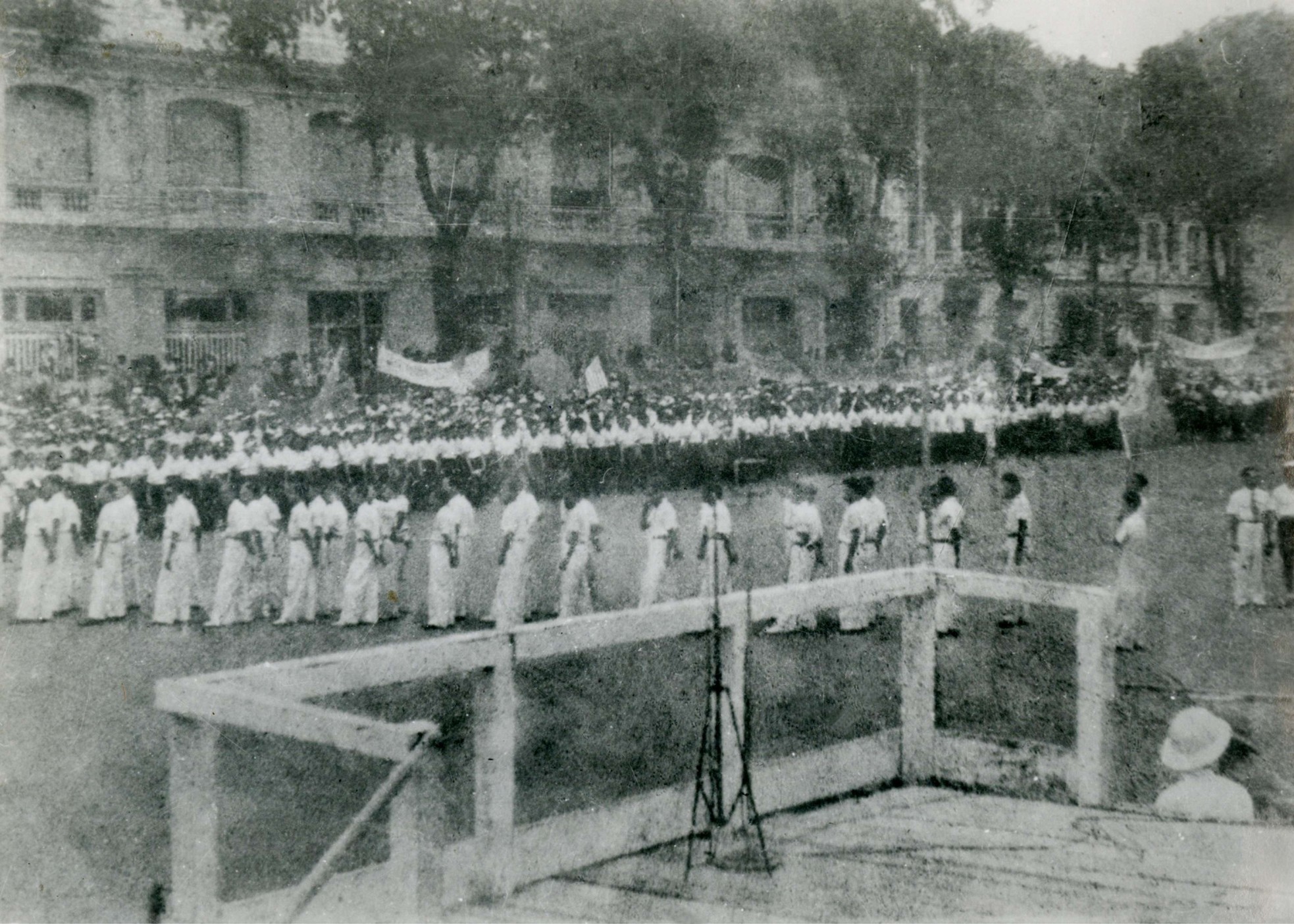 Lịch sử vẫn còn đây, trong những bức ảnh… ảnh 21