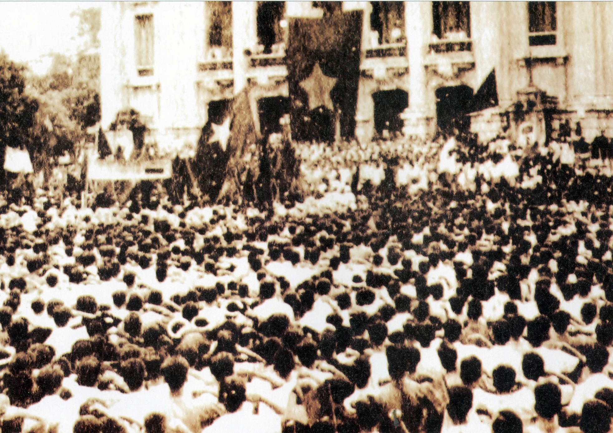 Lịch sử vẫn còn đây, trong những bức ảnh… ảnh 27