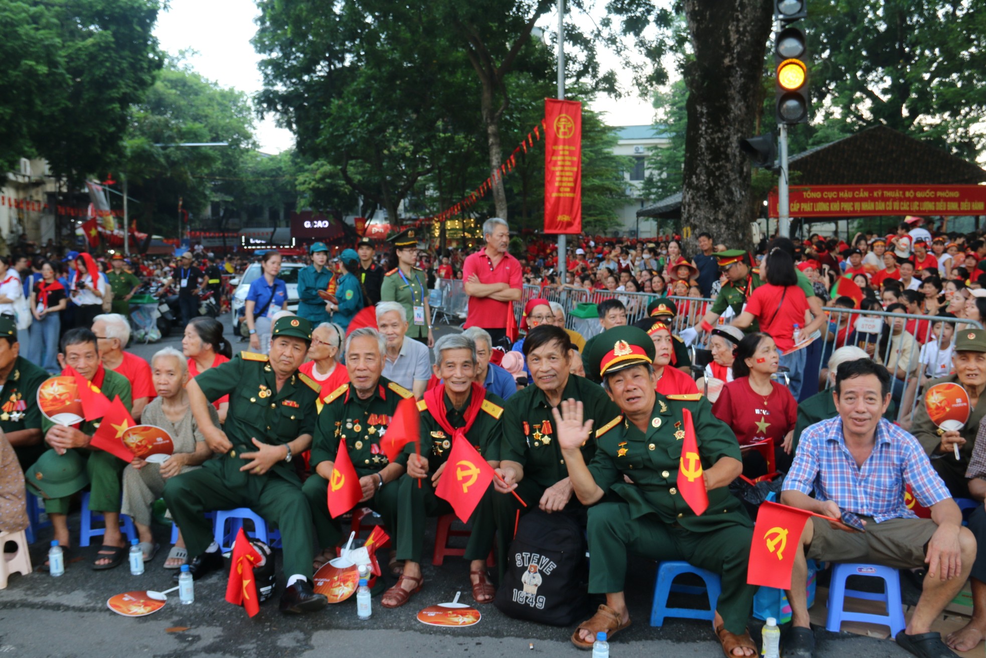 Một ngày hội non sông khó quên ảnh 4