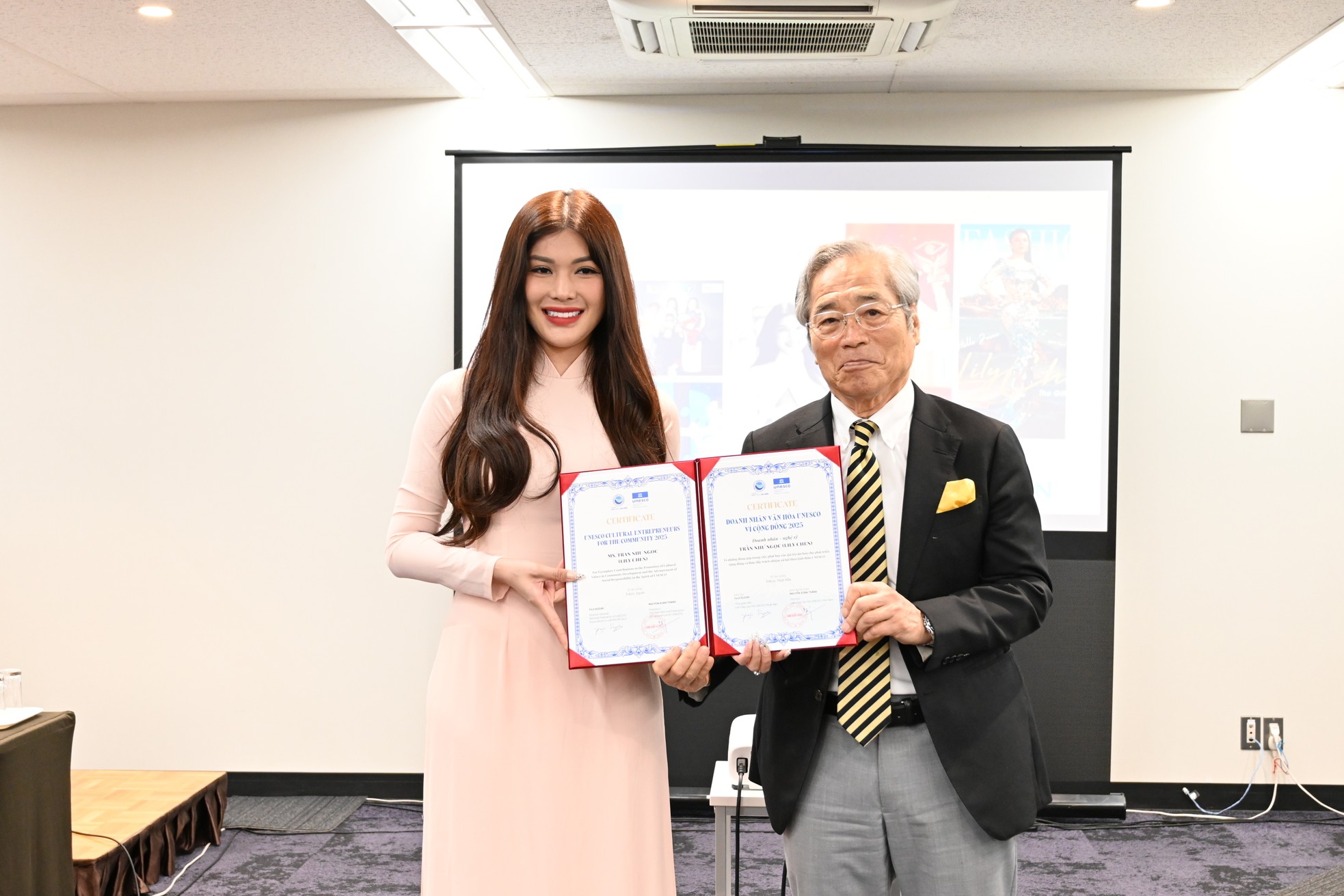 Vinh danh các nghệ sĩ tiêu biểu đóng góp cho công nghiệp văn hóa ảnh 2