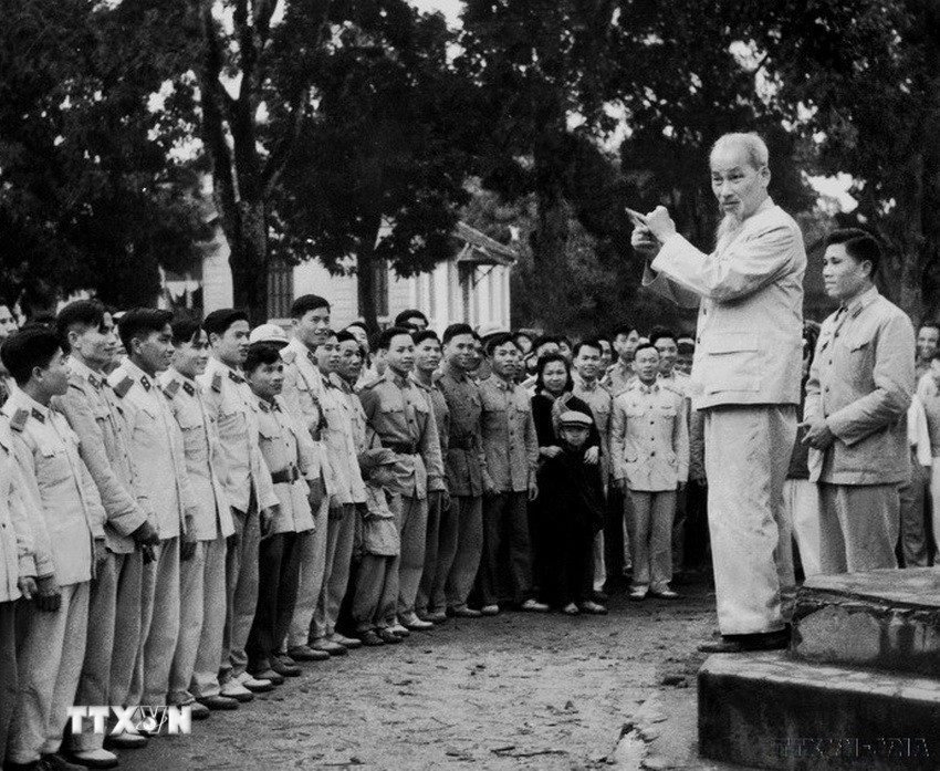 "80 năm - Vinh quang Công an nhân dân Việt Nam" ảnh 1