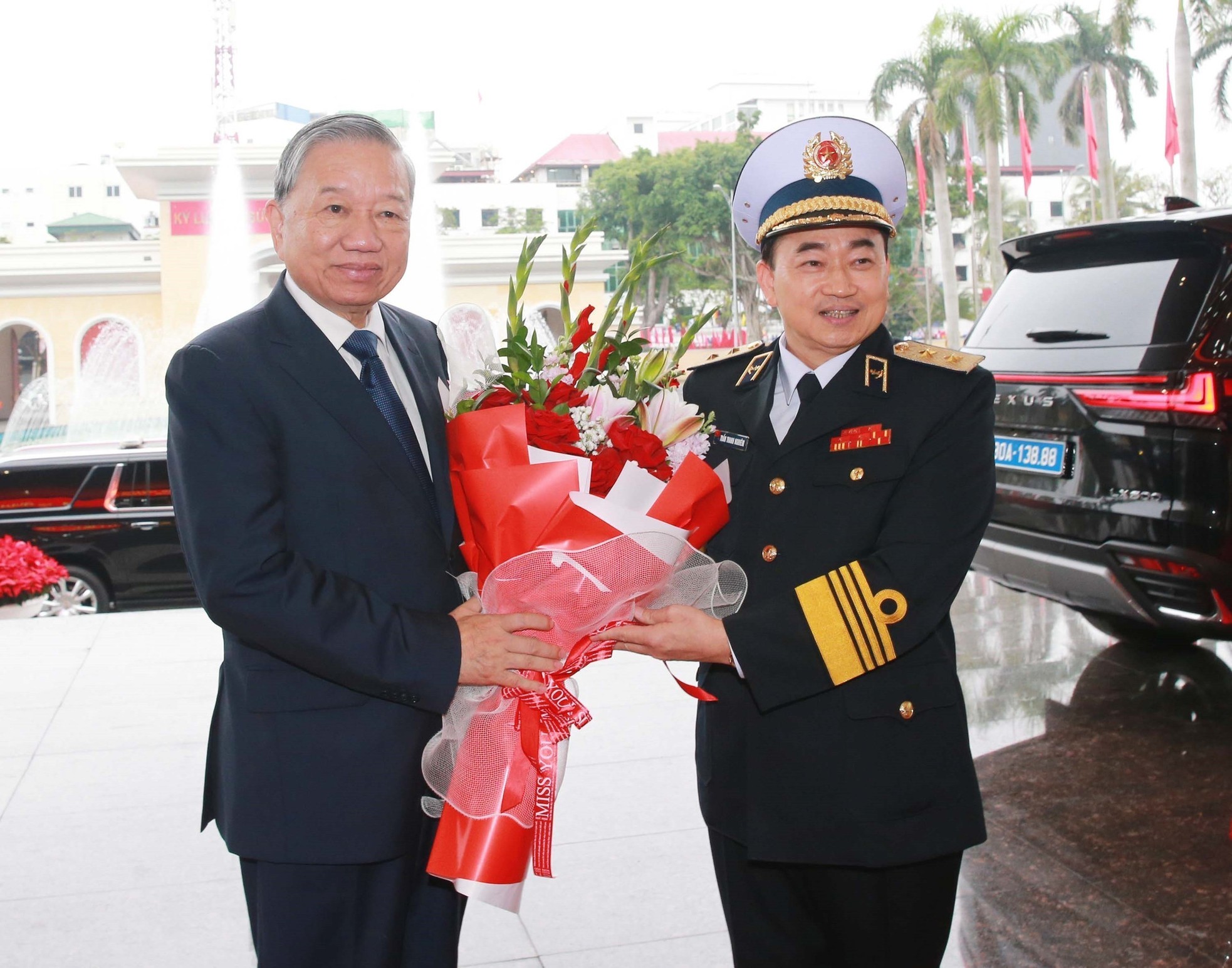 Phát biểu của Tổng Bí thư Tô Lâm tại Lễ đón nhận Danh hiệu Anh hùng Lực lượng Vũ trang Nhân dân của Quân chủng Hải quân ảnh 2