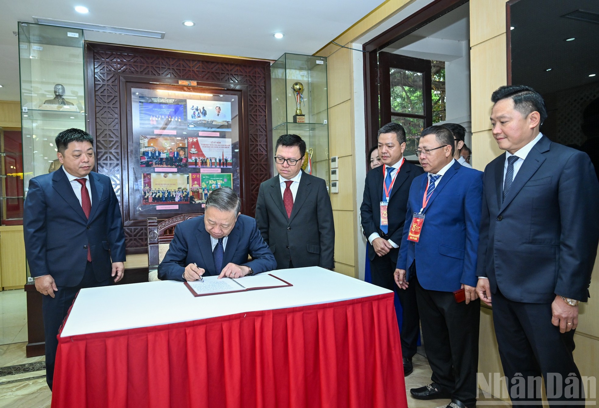 Bài phát biểu của Tổng Bí thư Tô Lâm tại cuộc làm việc với Báo Nhân Dân ảnh 2