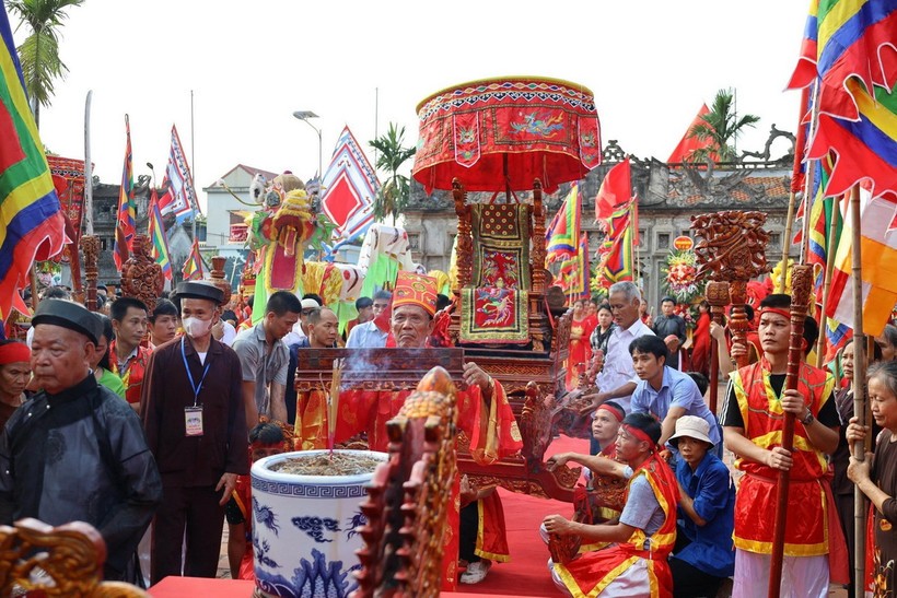 Lễ hội - Nguồn lực cho phát triển công nghiệp văn hóa ảnh 4