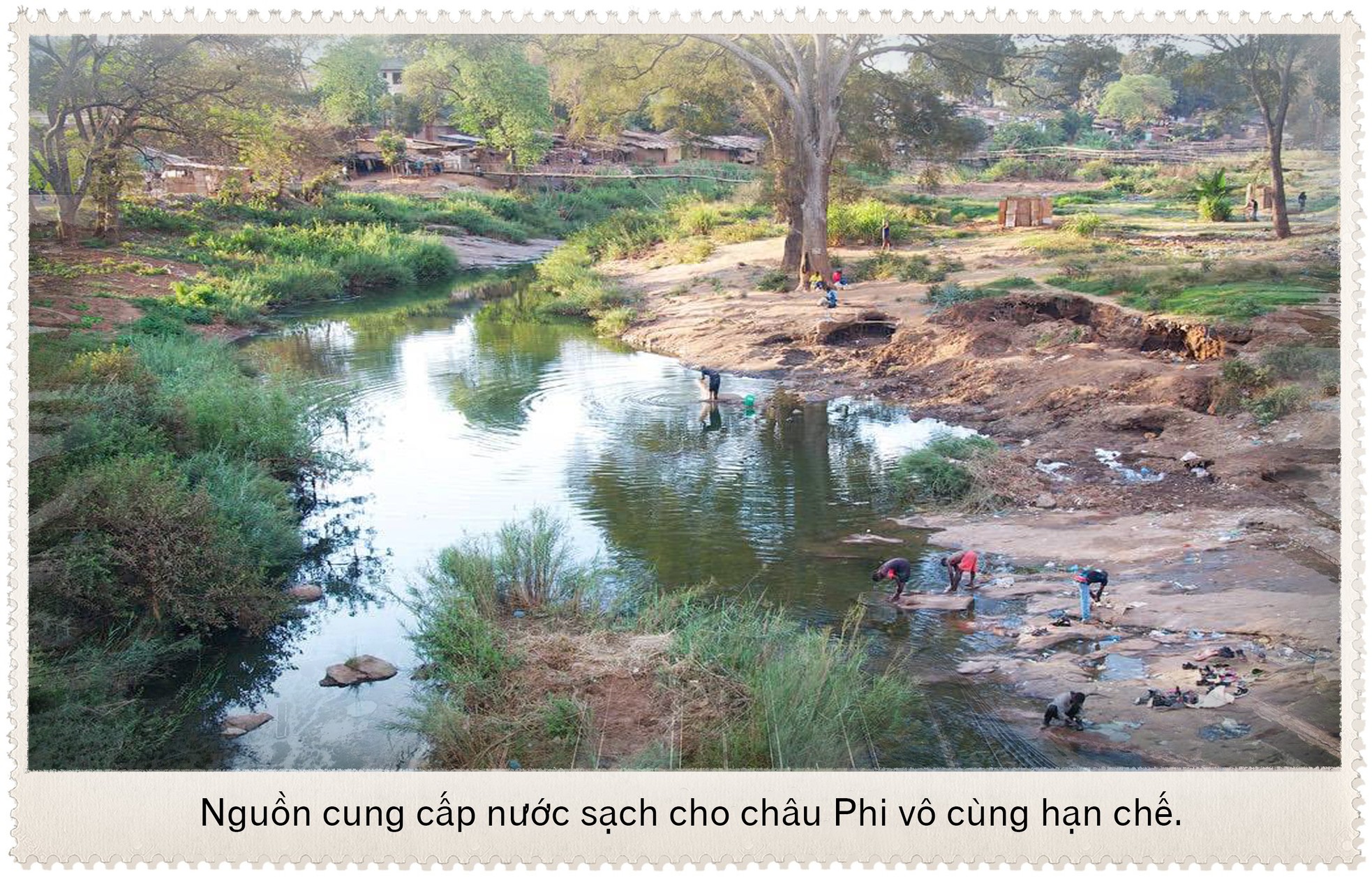 Châu Phi: Hơn 300.000 trẻ em tử vong hàng năm vì nước bẩn ảnh 3