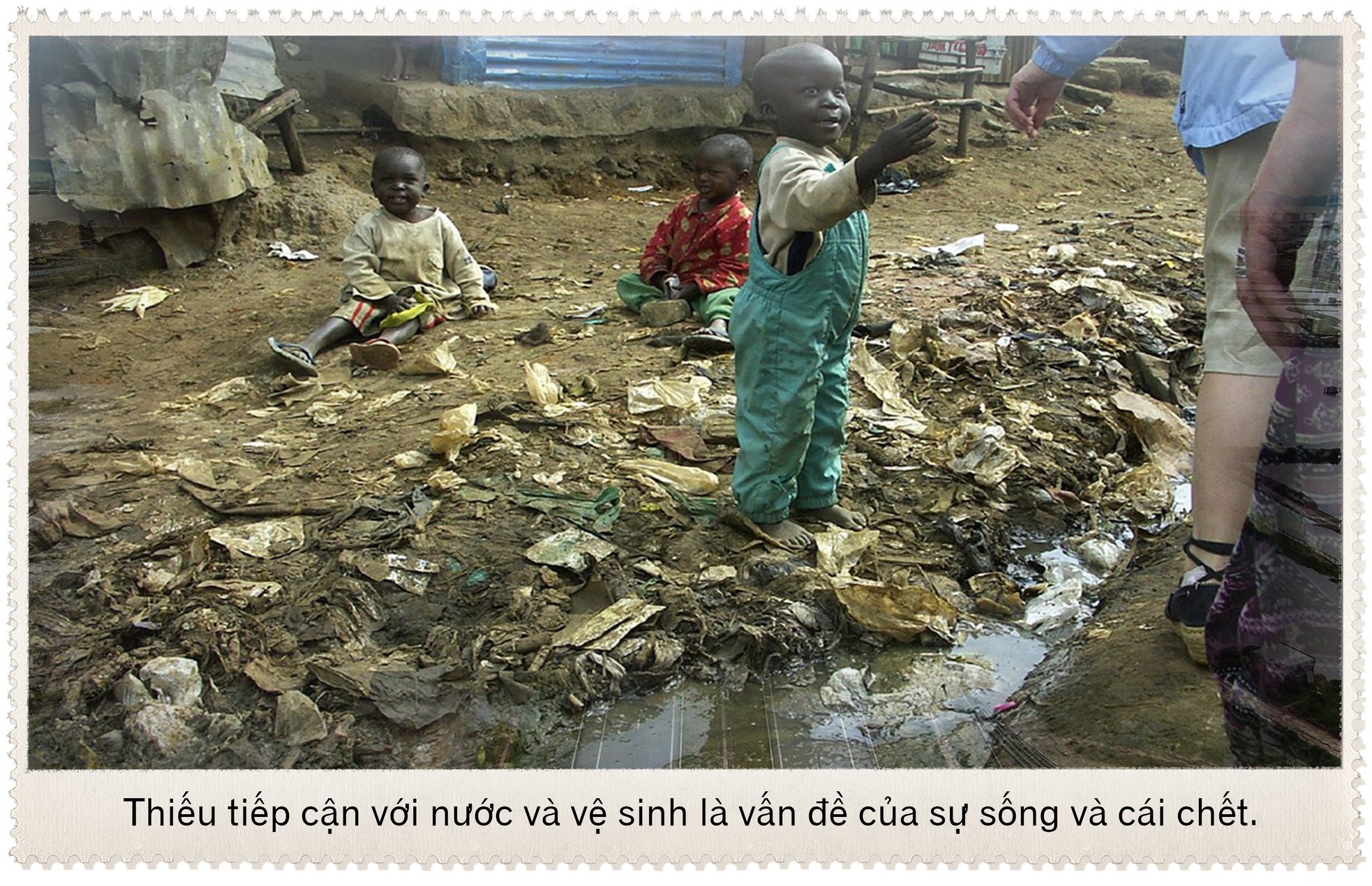 Châu Phi: Hơn 300.000 trẻ em tử vong hàng năm vì nước bẩn ảnh 5