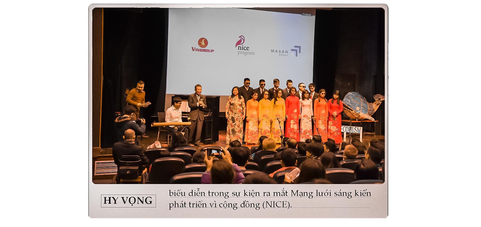 Âm nhạc là ánh sáng và hy vọng ảnh 2