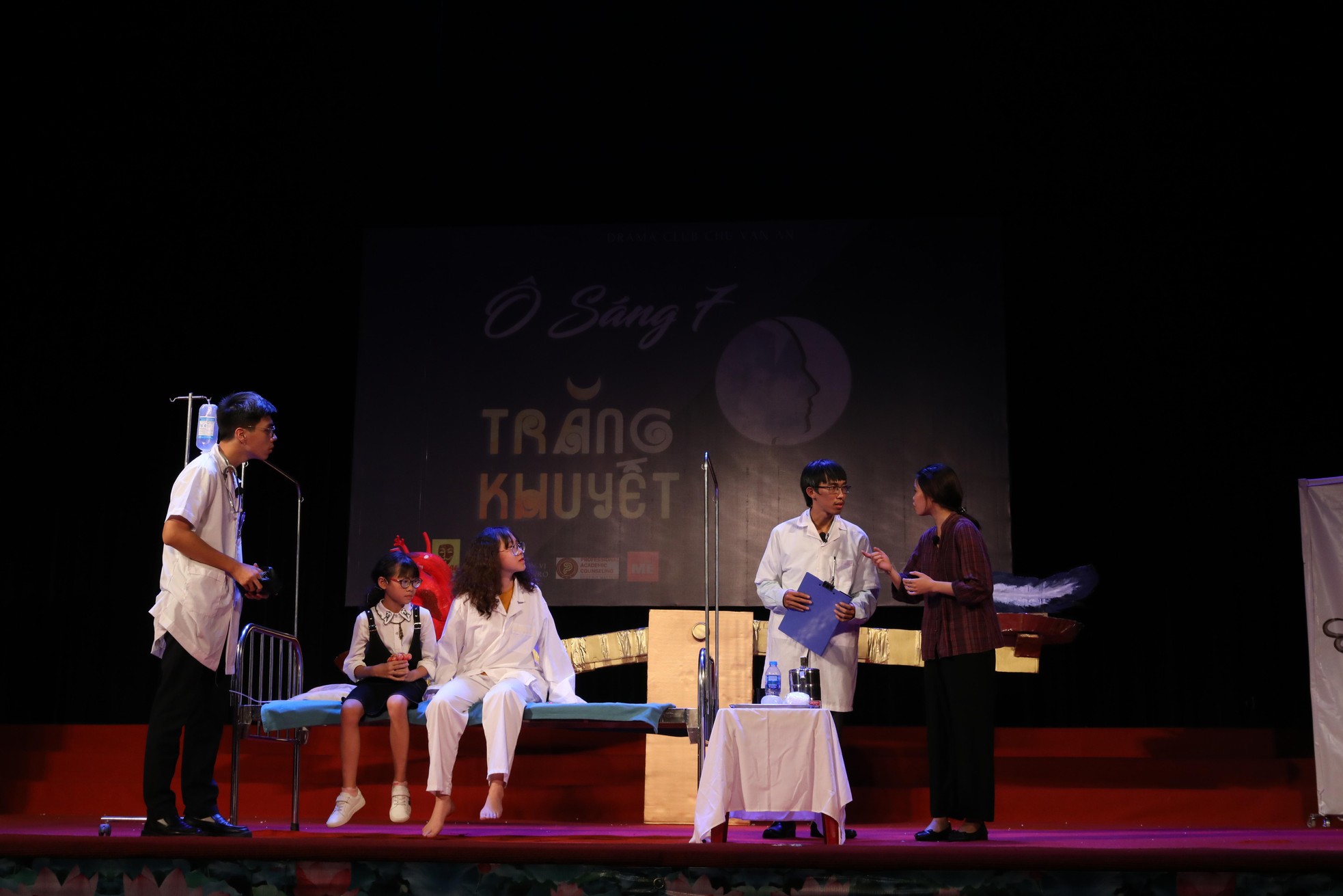 Trường công: Muốn học sinh toàn diện, thầy cô phải toàn diện ảnh 7