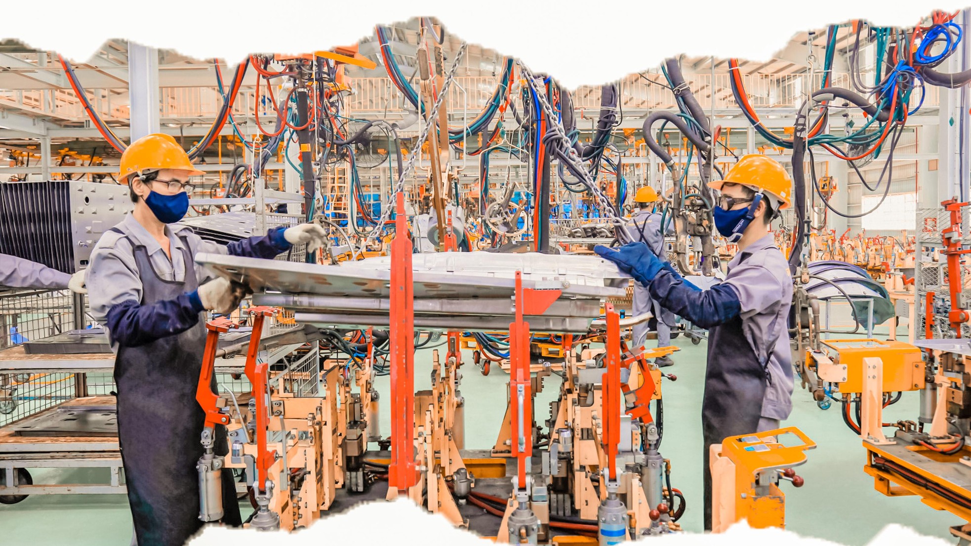 Người lao động vào guồng 'bình thường mới' vì một cái tết ấm ảnh 5