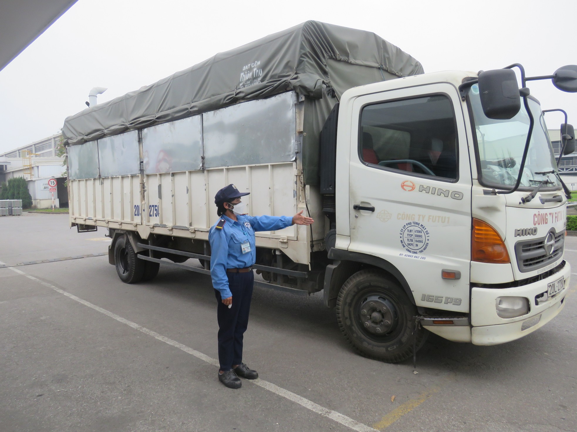 'Bóng hồng' làm công việc của nam giới ảnh 2