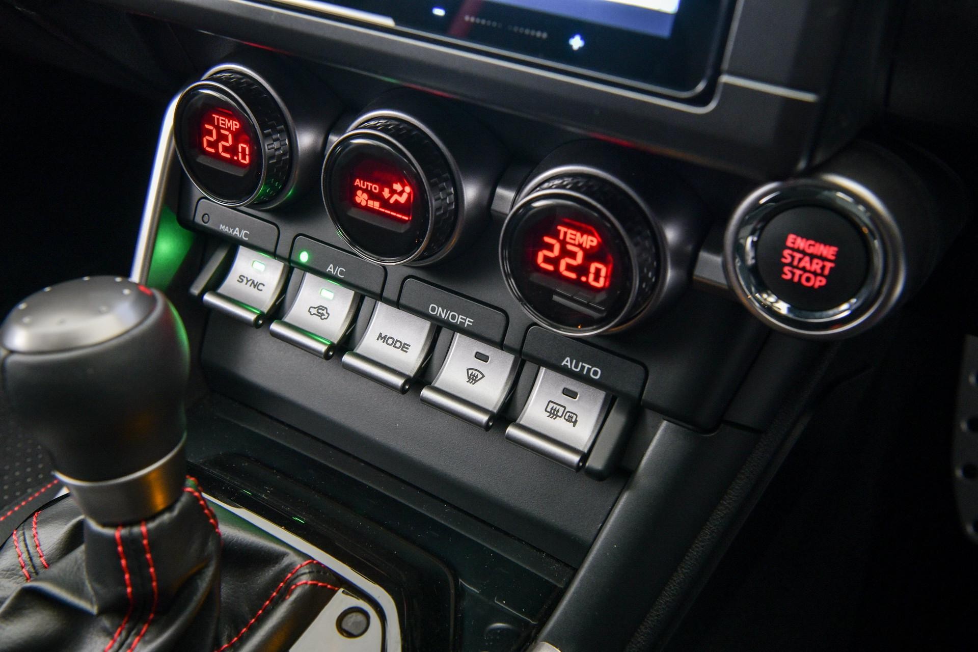 Bộ sưu tập: Subaru BRZ 2022 ra mắt tại Nhật Bản ảnh 27