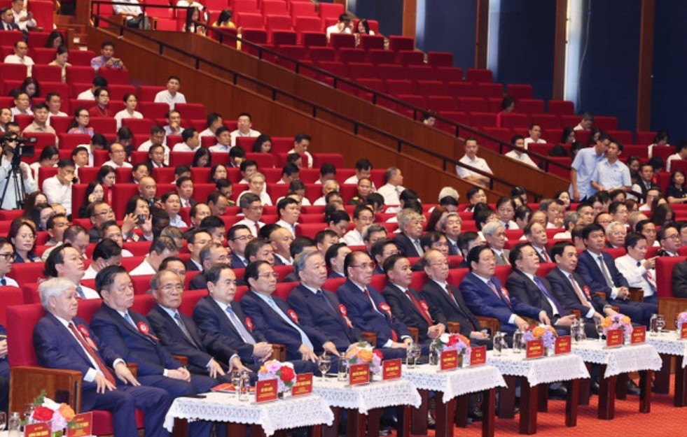 Tổng Bí thư: Báo chí cách mạng Việt Nam phải tiếp tục vươn mình mạnh mẽ, khẳng định vai trò tiên phong ảnh 2