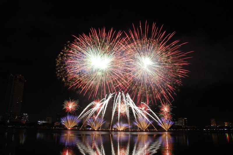 Rực rỡ lễ hội pháo hoa quốc tế tại Đà Nẵng ảnh 5