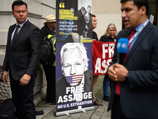 Cơn chấn động làng báo toàn cầu ảnh 3