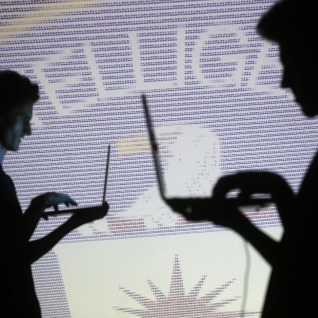 Cơn chấn động làng báo toàn cầu ảnh 2